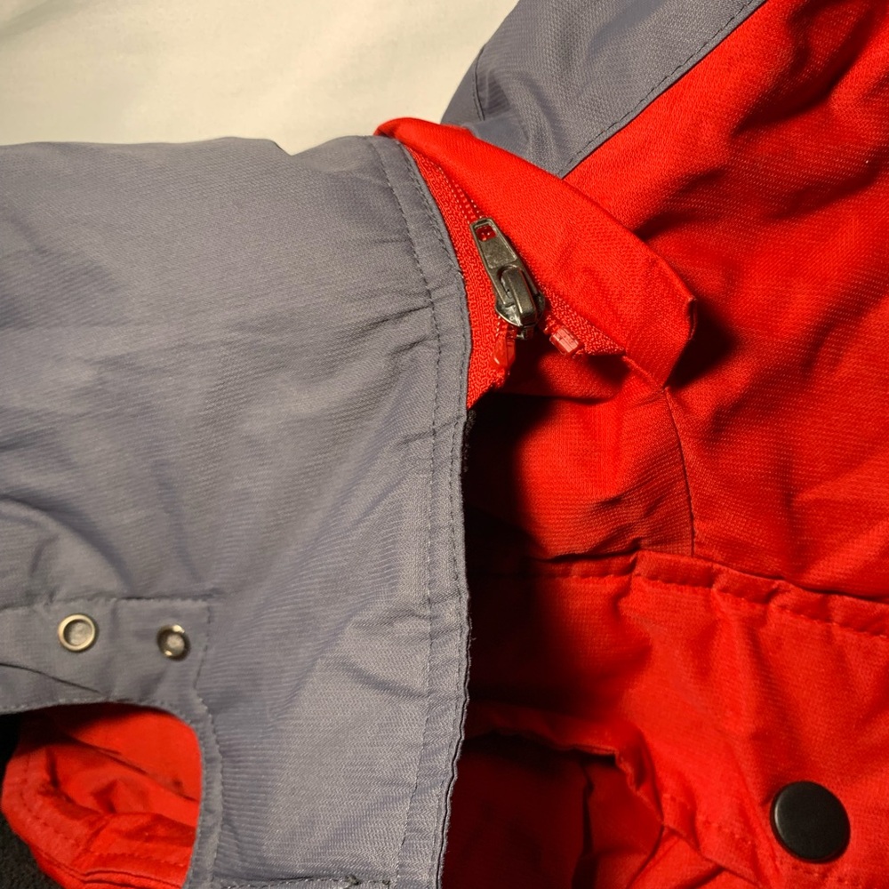 Men's Red and Gray Jacket - Picture 3 of 8